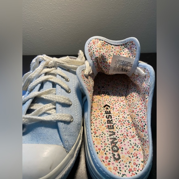 Very comfortable tennis!! - Picture 3 of 5